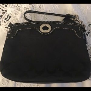 Coach Wristlet. Smoke free home. Gently used.